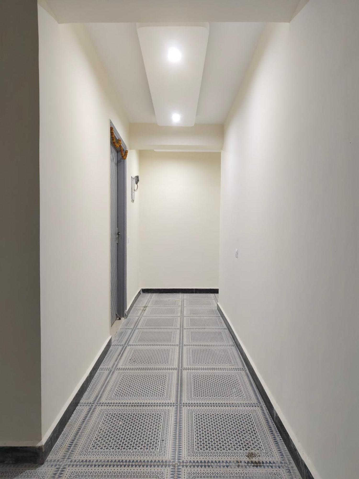 Divisha Homes-1bhk Luxury In South Delhi Apartment